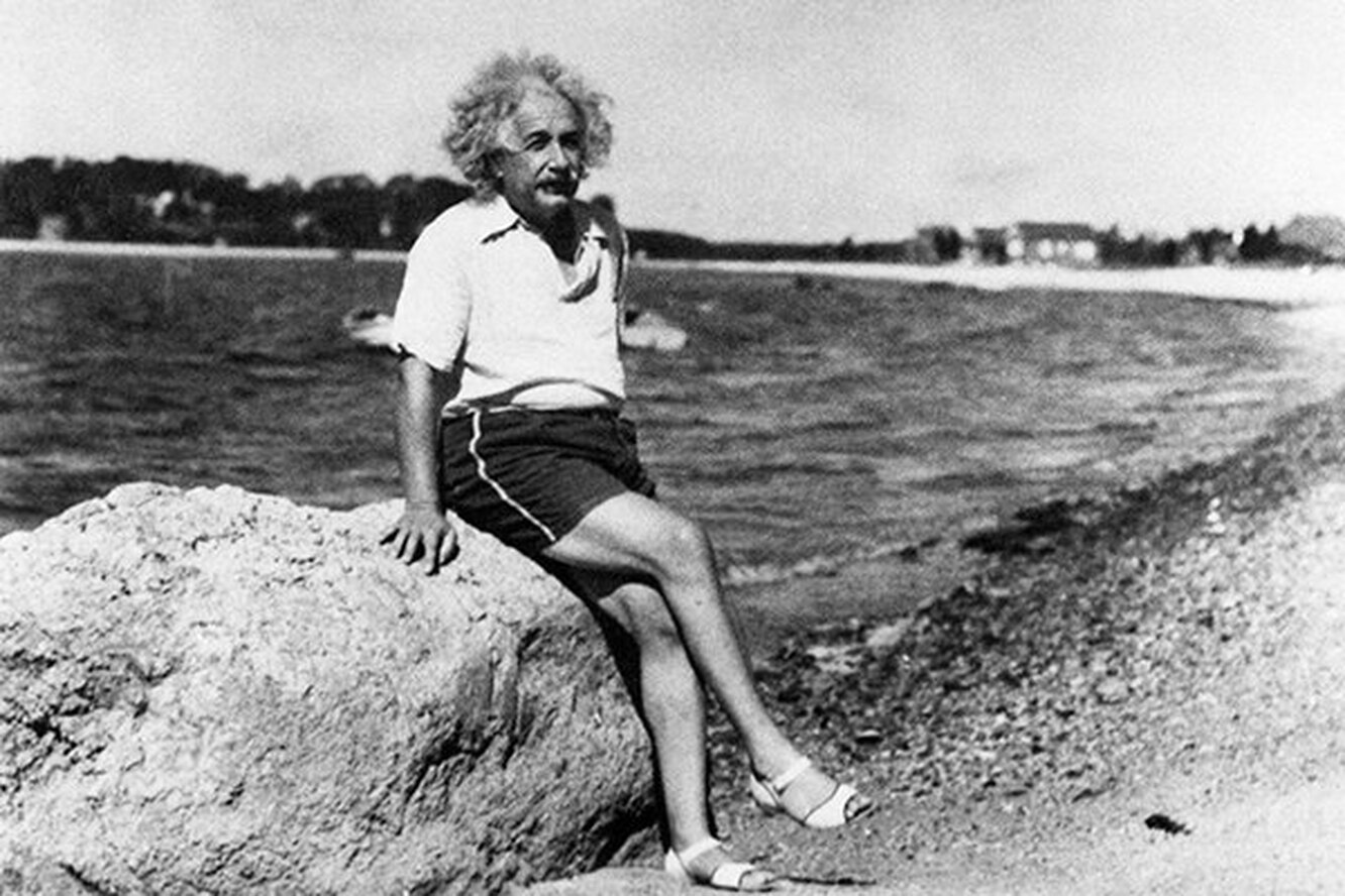 Эйнштейн опасался нашего времени. Но почему? Тонкая цитата физика, которая показывает минусы нашей жизни