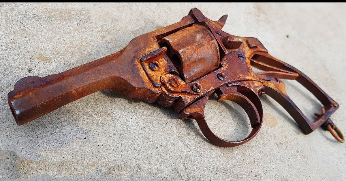 Искусство реставрации старого оружия: путь от куска ржавчины до обновленного шедевра