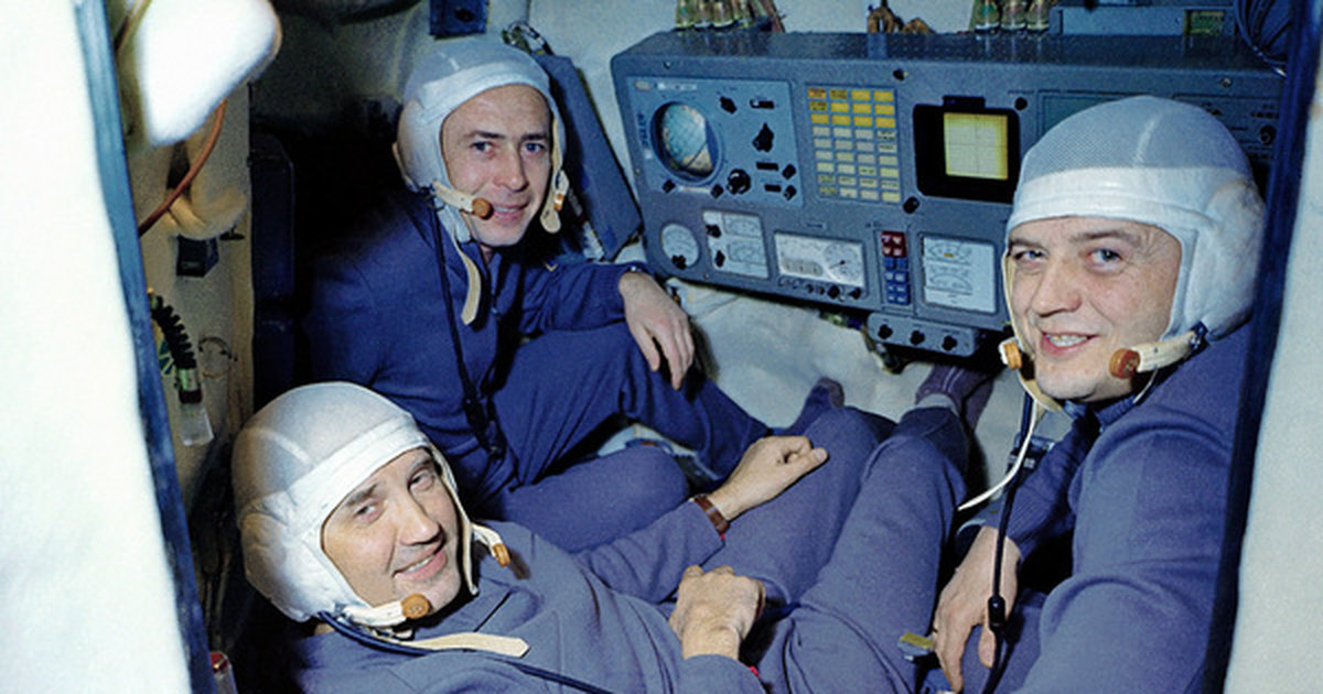 Самая страшная трагедия советской космонавтики: история корабля, который приземлился удачно, но космонавты не выжили